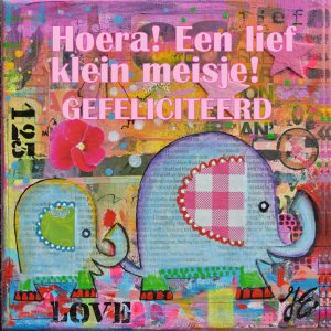 Graffiti olifantjes 'Hoera! Een lief klein meisje! Gefeliciteerd